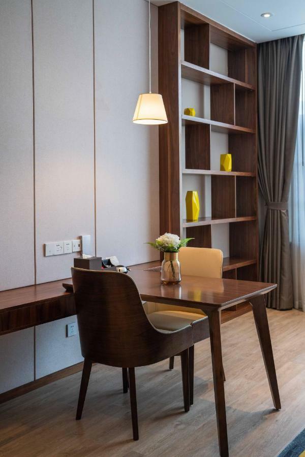 Aparthotel Citadines Taoyuanju Chongqing Esterno foto